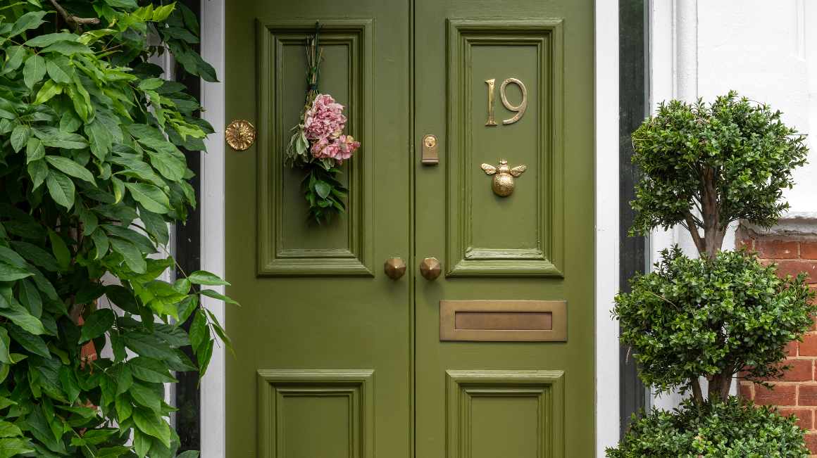 The Curb Appeal Edit: Why First Impressions Matter
