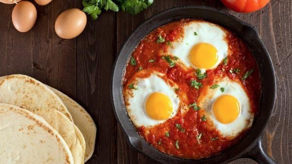 5 Reasons To Cook In Cast Iron Pans
