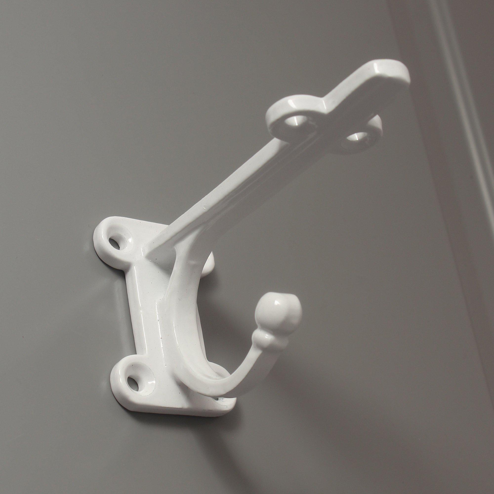 4 Inch Chiltern Cast Iron Shelf Bracket-4 - 6" Shelf Brackets-Yester Home