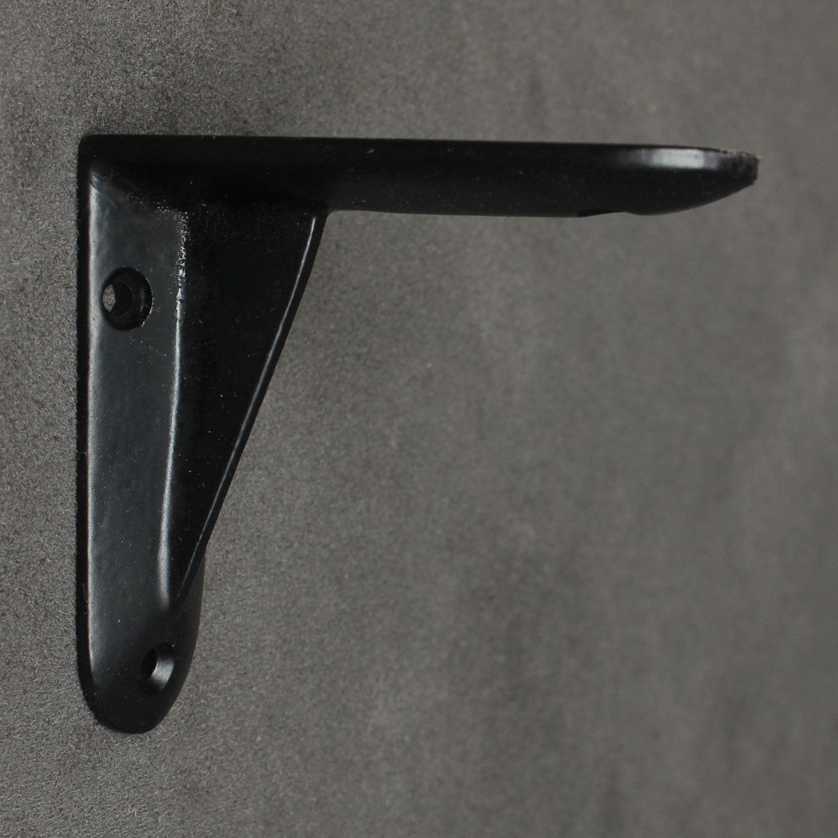 4 Inch Classic Cast Iron Shelf Bracket-4 - 6" Shelf Brackets-Yester Home