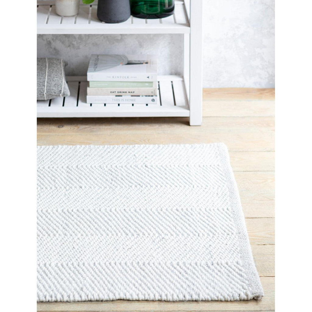 Ampney Rug 90 x 150cm - Wool & Viscose-Rugs & Runners-Yester Home