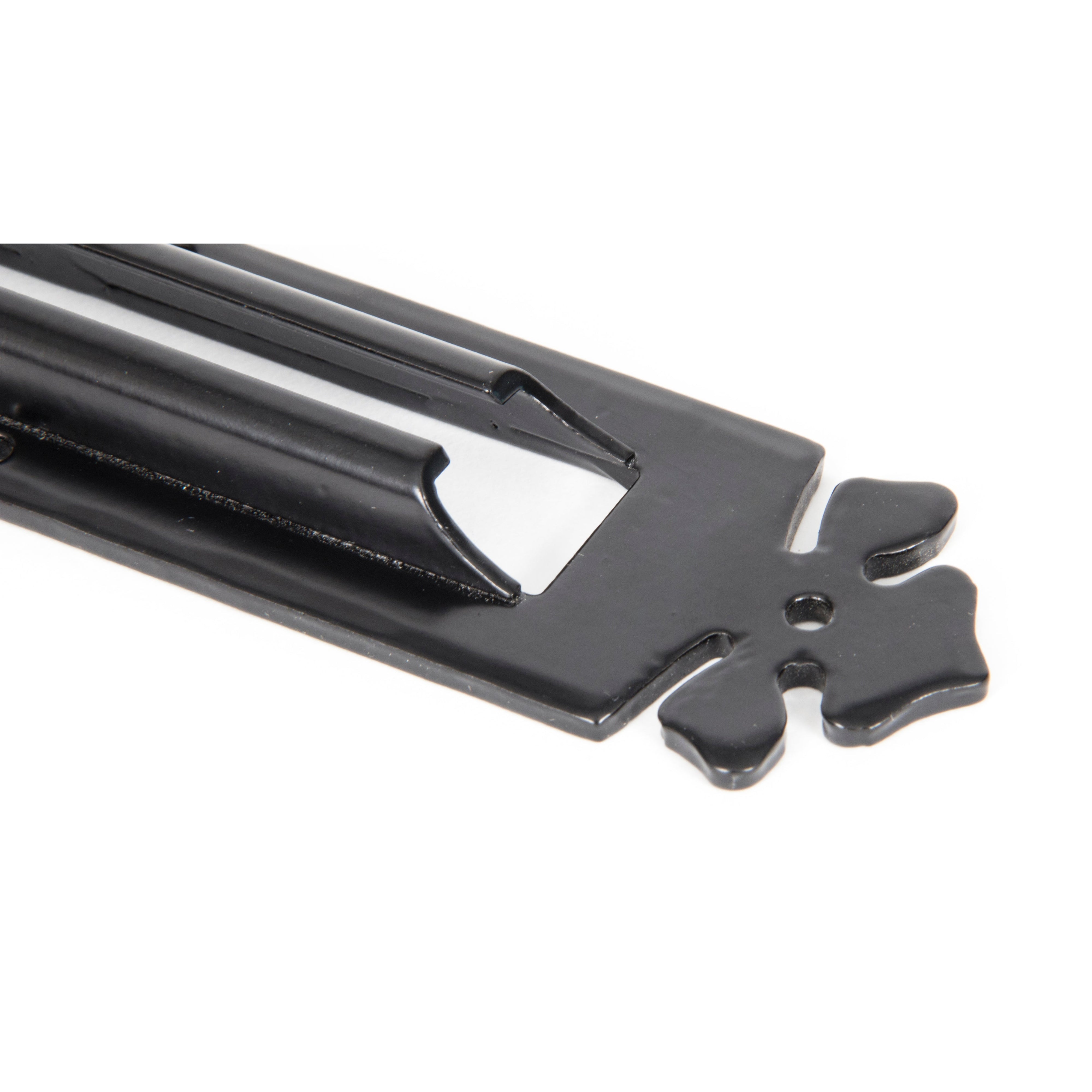 Black Door Chain | From The Anvil-Security-Yester Home