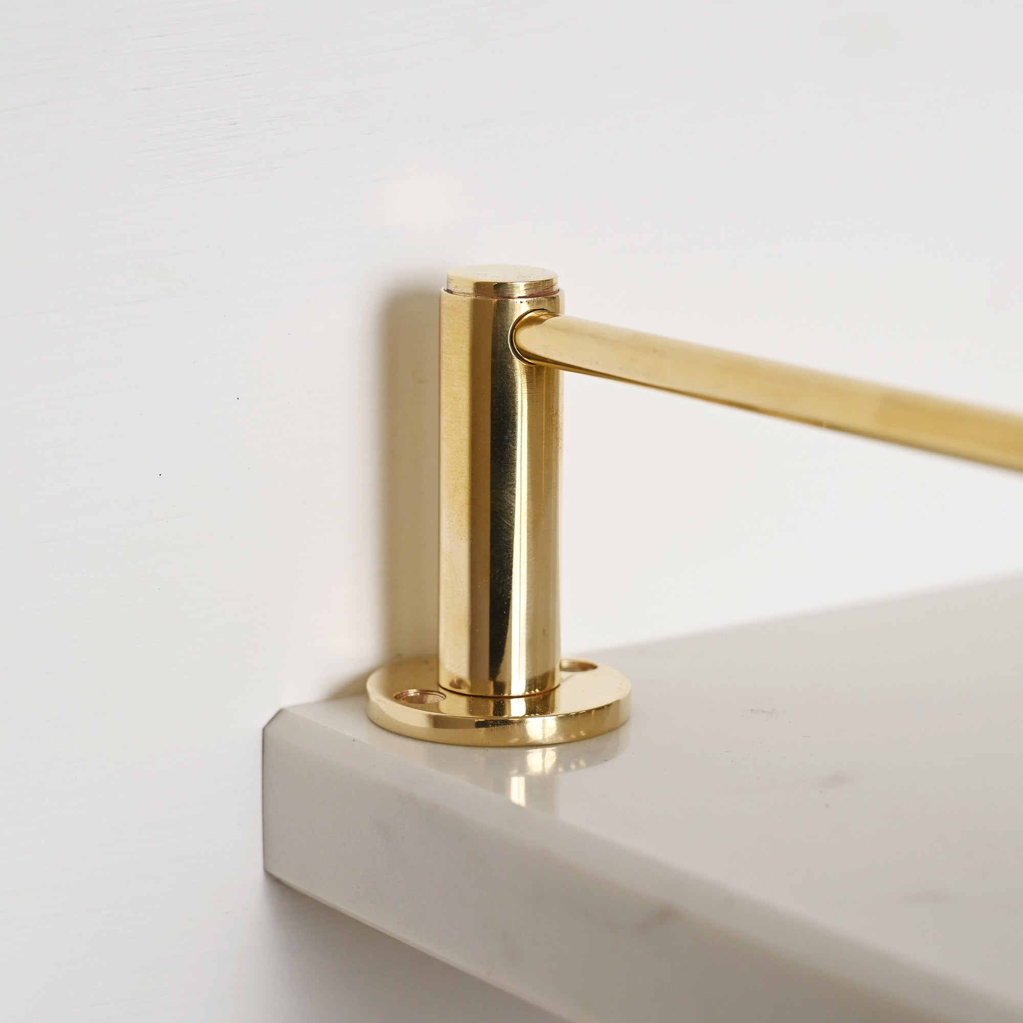 Round Bar Gallery Shelf Rail | Polished Brass - Gallery Rails - Yester Home - Yester Home