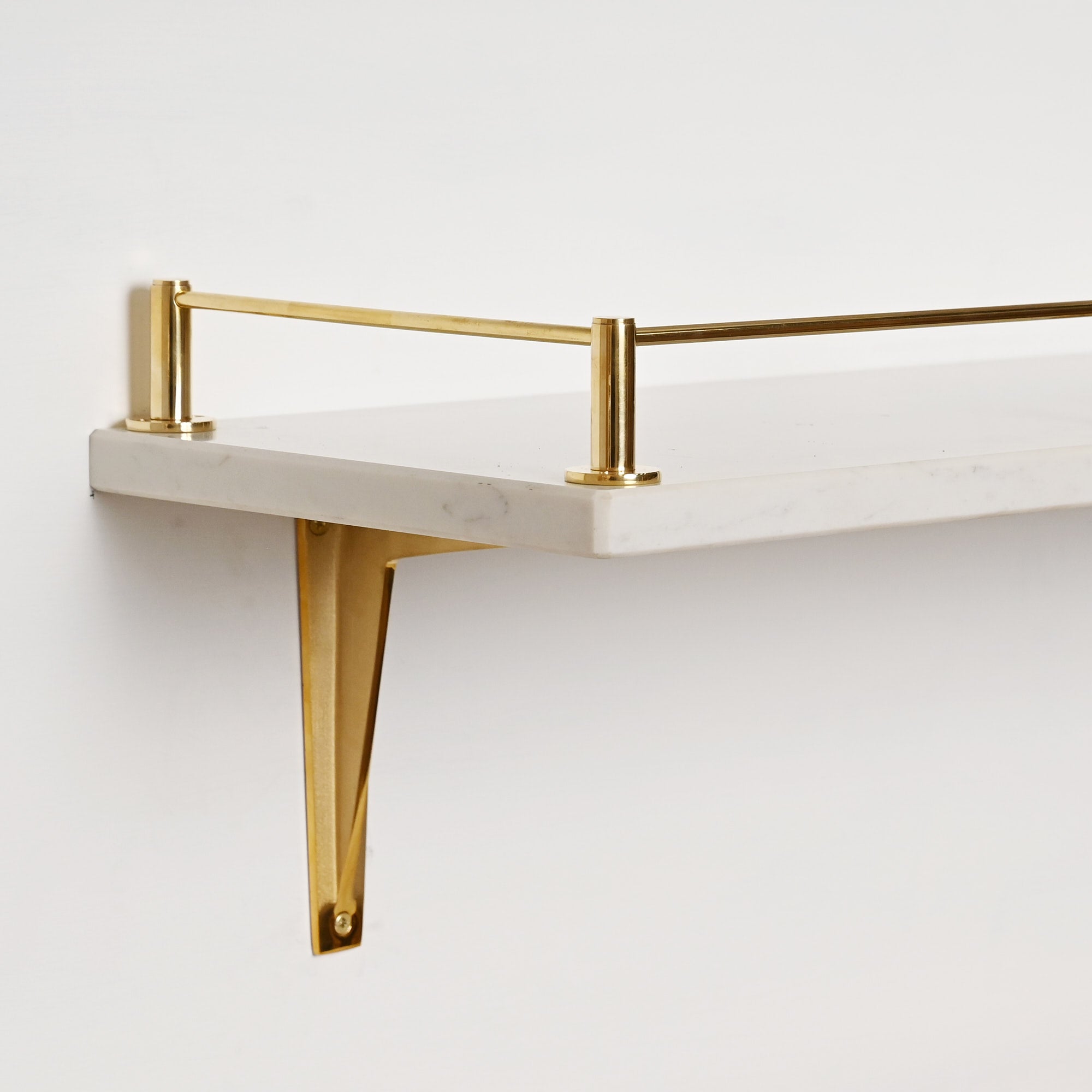 Round Bar Gallery Shelf Rail | Polished Brass - Gallery Rails - Yester Home - Yester Home