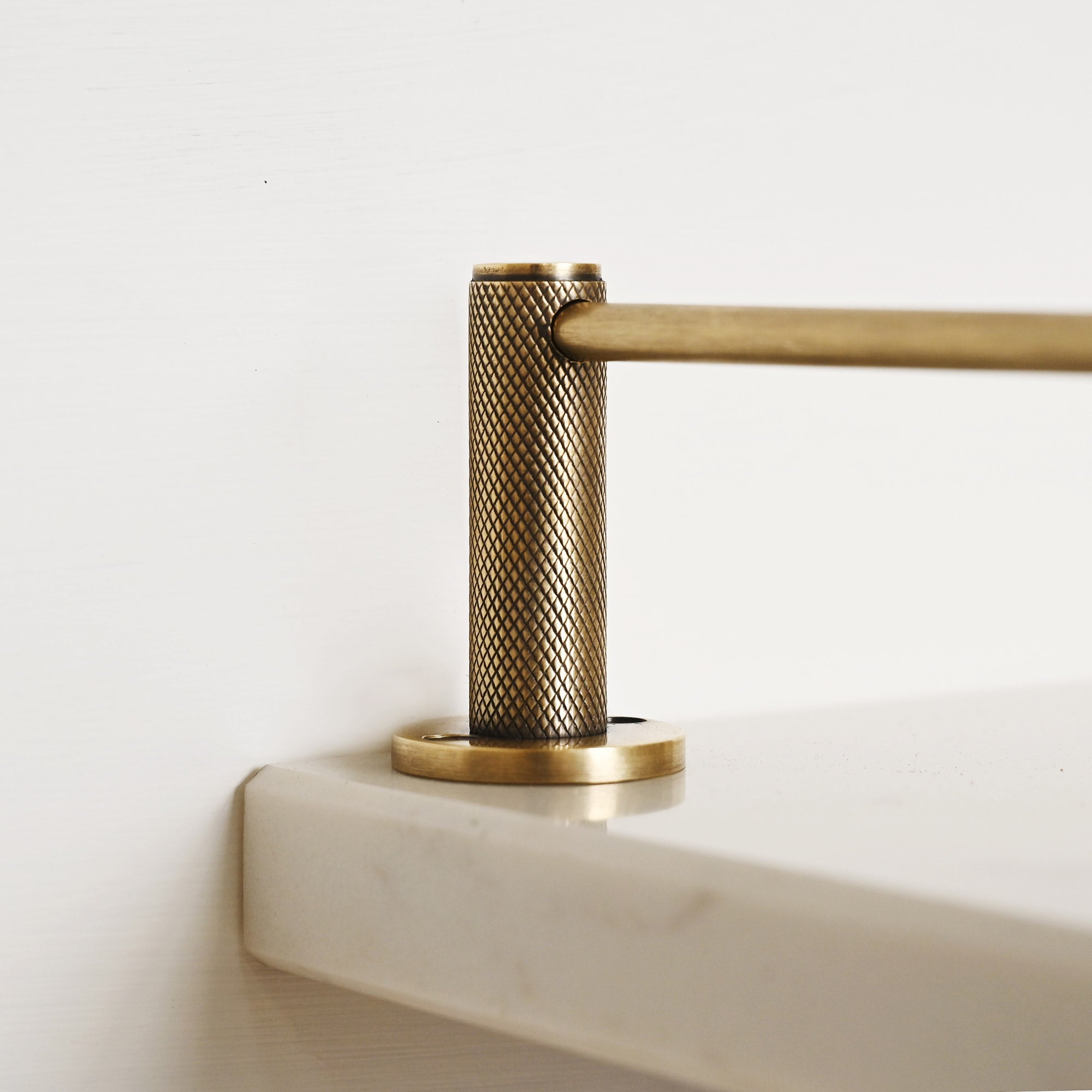 Knurled Gallery Shelf Rail | Aged Brass - Gallery Rails - Yester Home - Yester Home