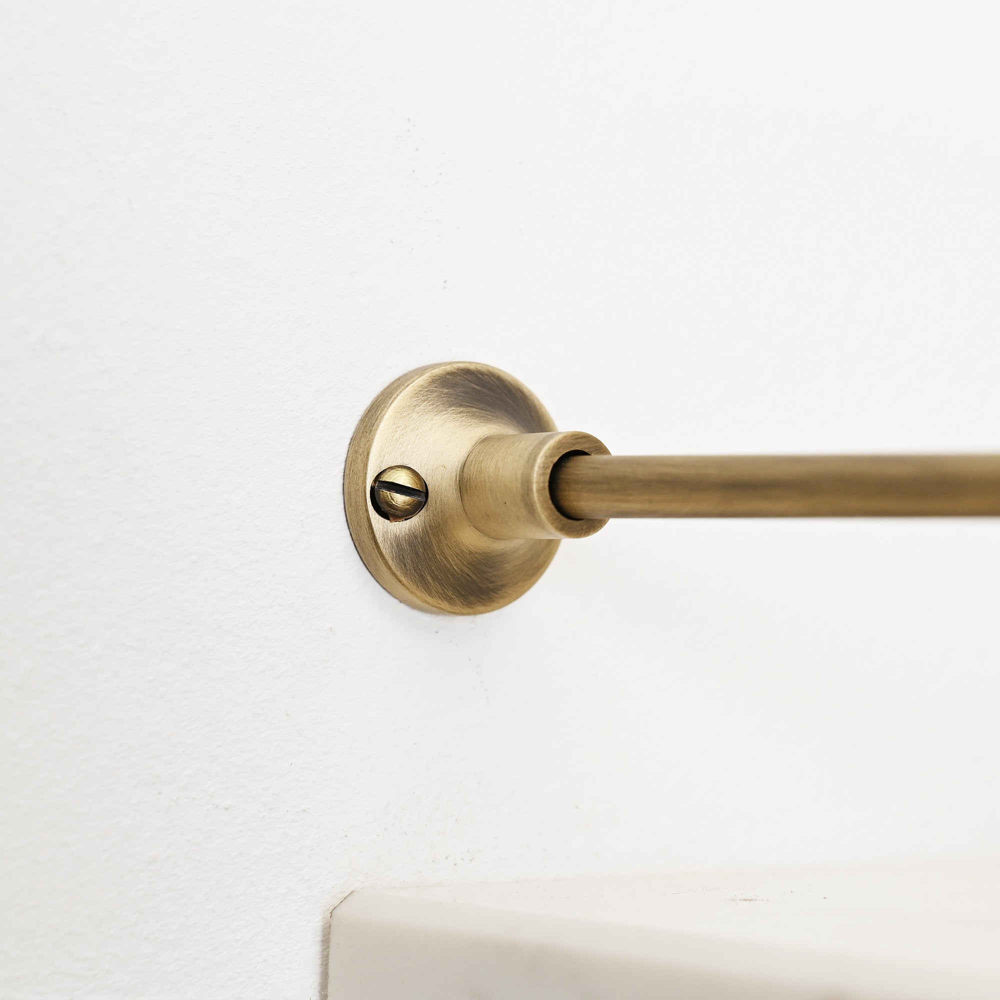 Classic Gallery Shelf Rail | Aged Brushed Brass - Gallery Rails - Yester Home - Yester Home