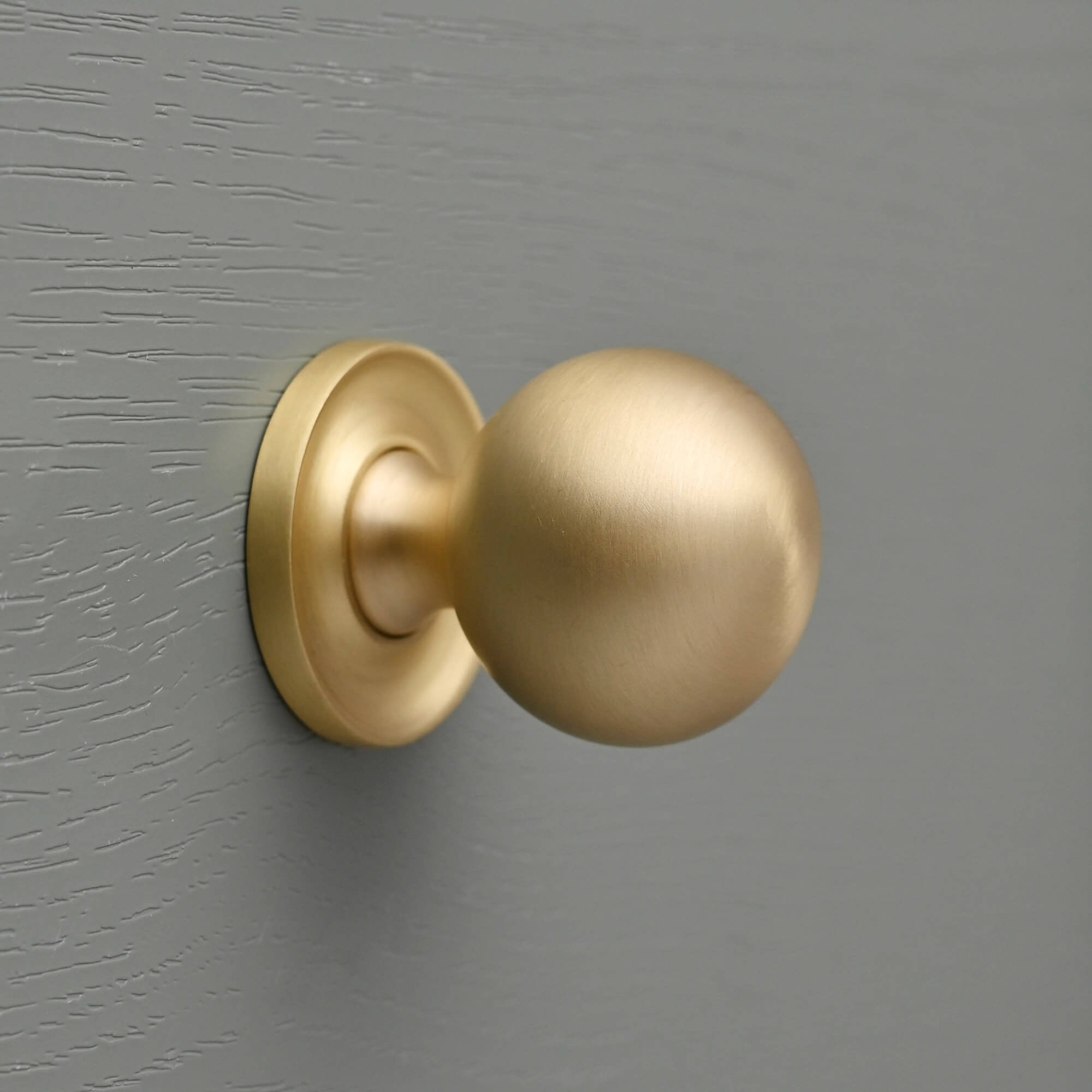 Classic Round Cupboard Knob | Brass - Cabinet Knobs - Yester Home - Yester Home
