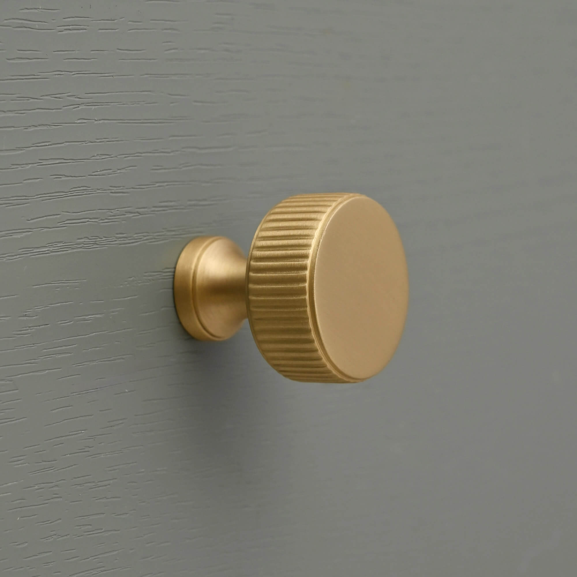 Claverley Cupboard Handles | Brushed Satin Brass Lacquered - Cabinet Handles - Yester Home - Yester Home