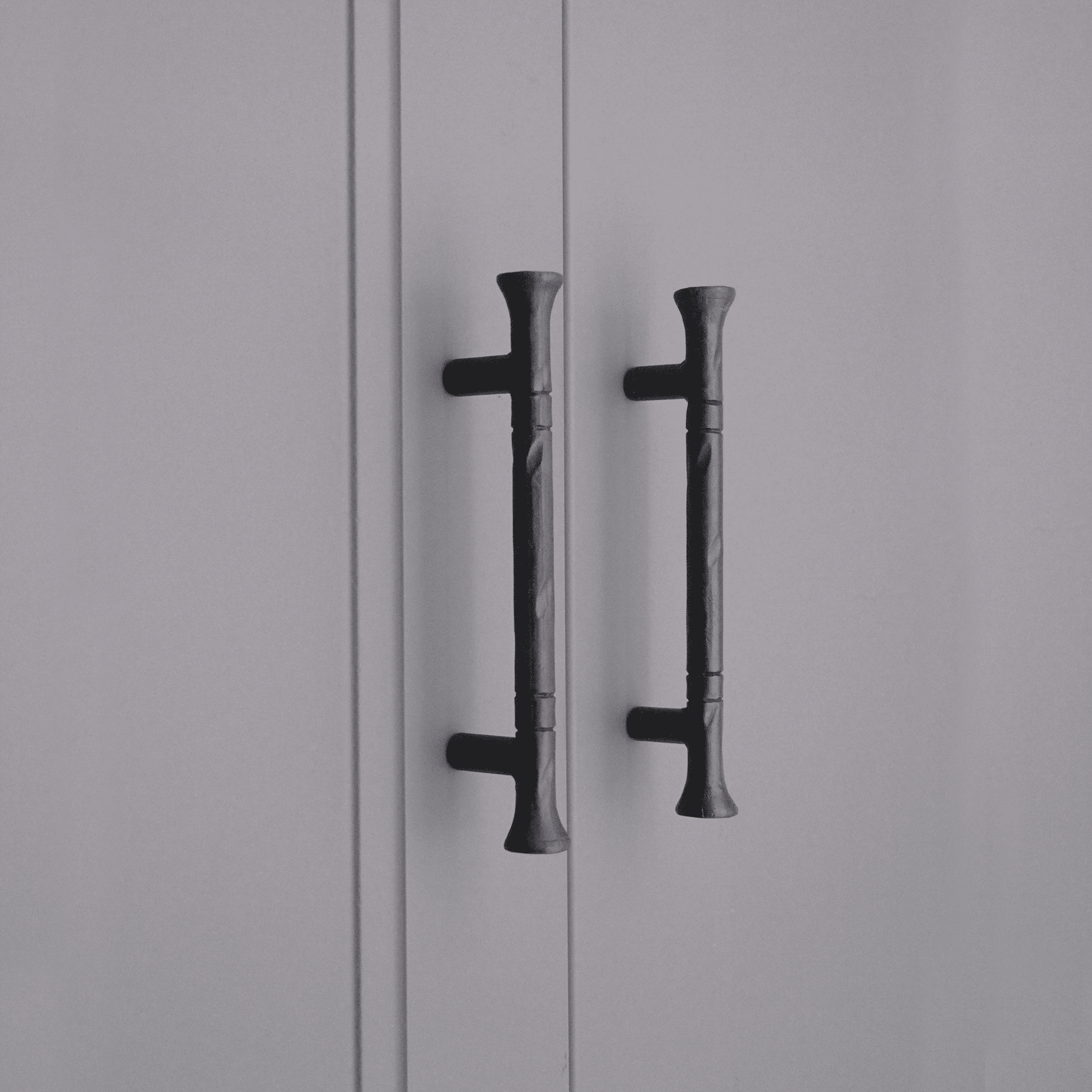 Dona Pull Handle Small Matt Black-Cabinet Handles-Yester Home