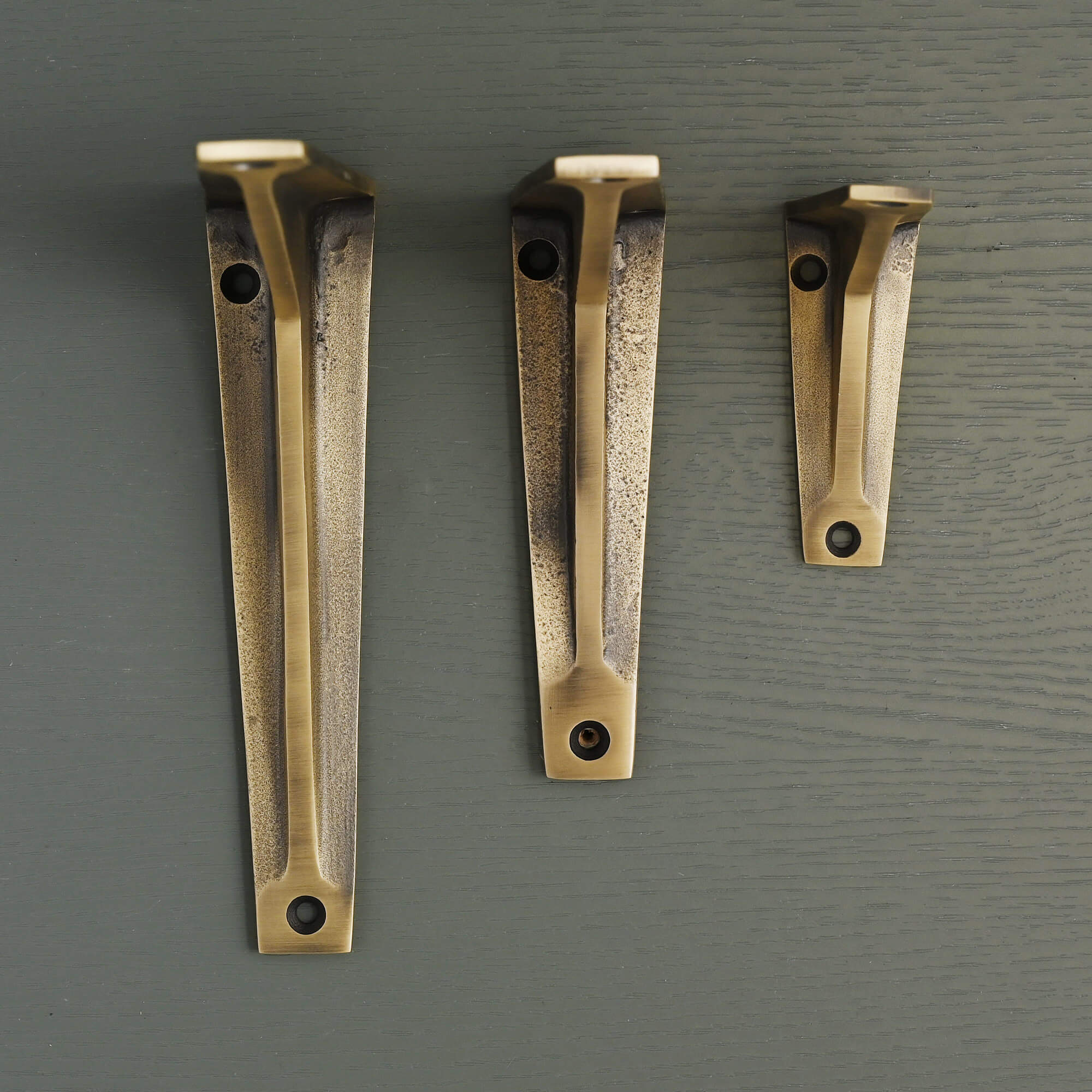Heritage Shelf Bracket | Aged Brushed Brass - Brass Shelf Brackets - Yester Home - Yester Home