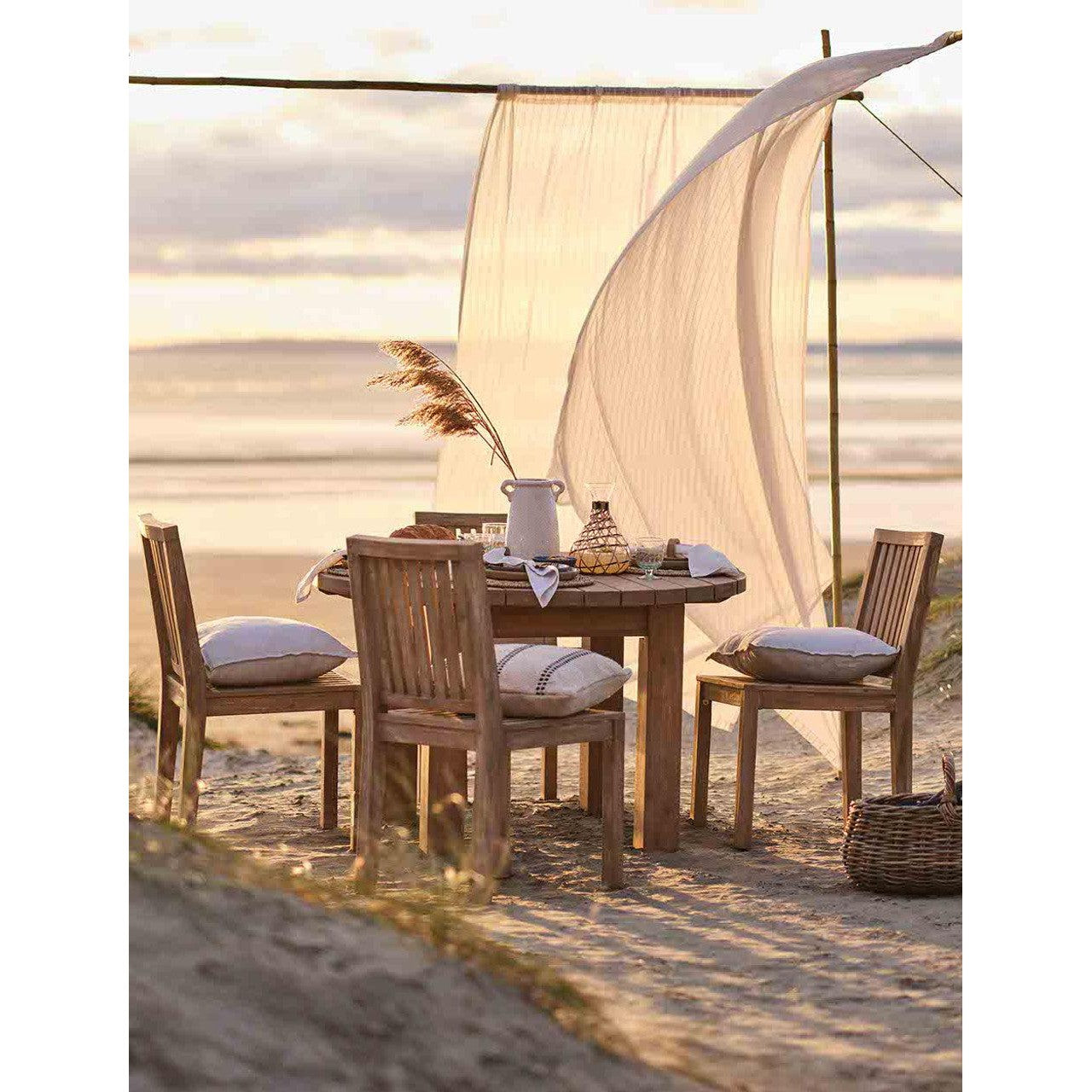 Porthallow Round Dining Table | Medium | Natural-Outdoor Dining Tables & Sets-Yester Home