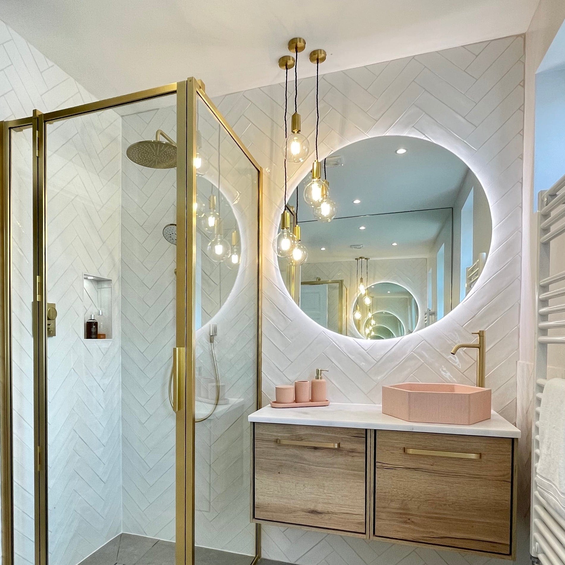 Sleek Edison Pendant - 1 Wire - Brass-Ceiling Lights-Yester Home