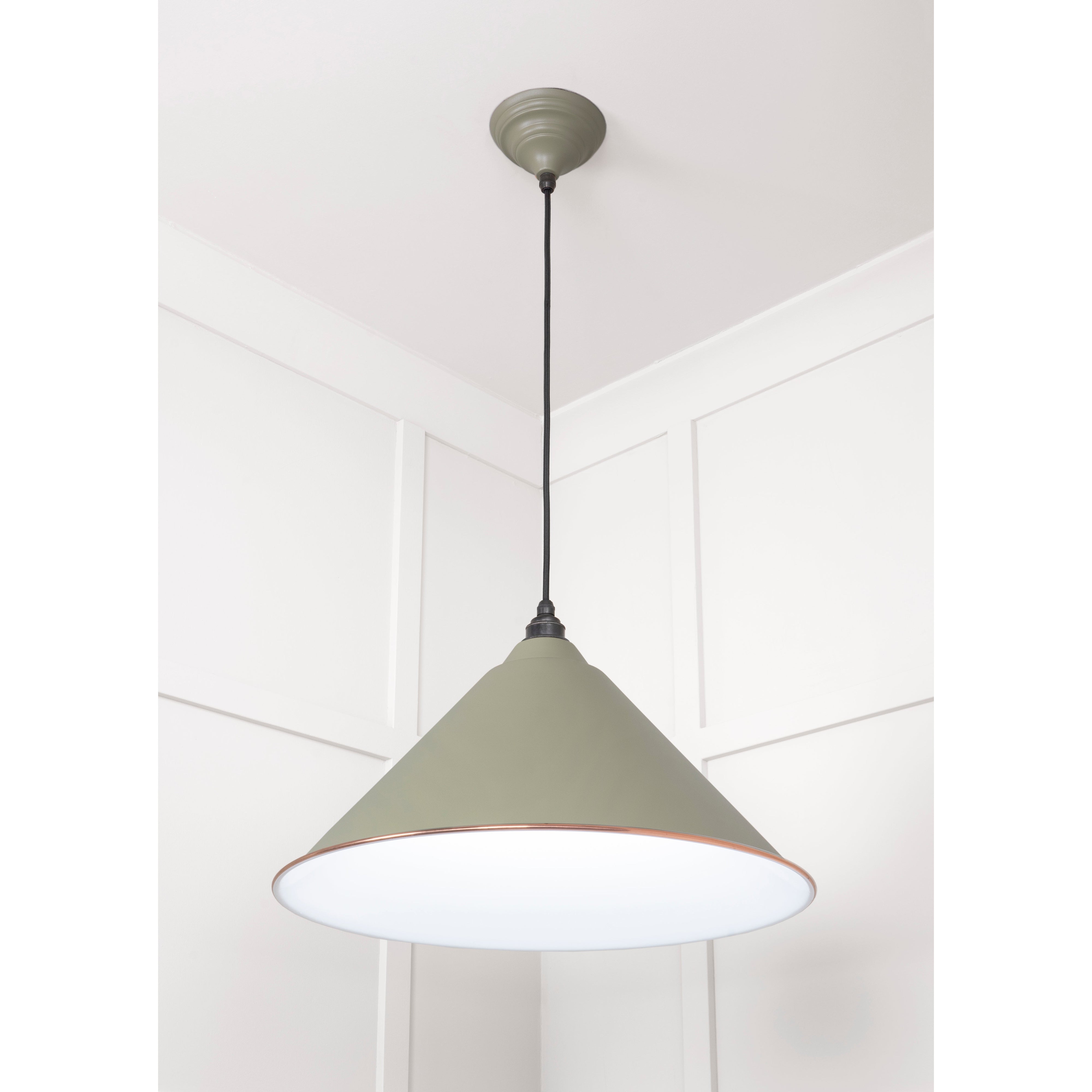 White Gloss Hockley Pendant in Tump | From The Anvil-Hockley-Yester Home