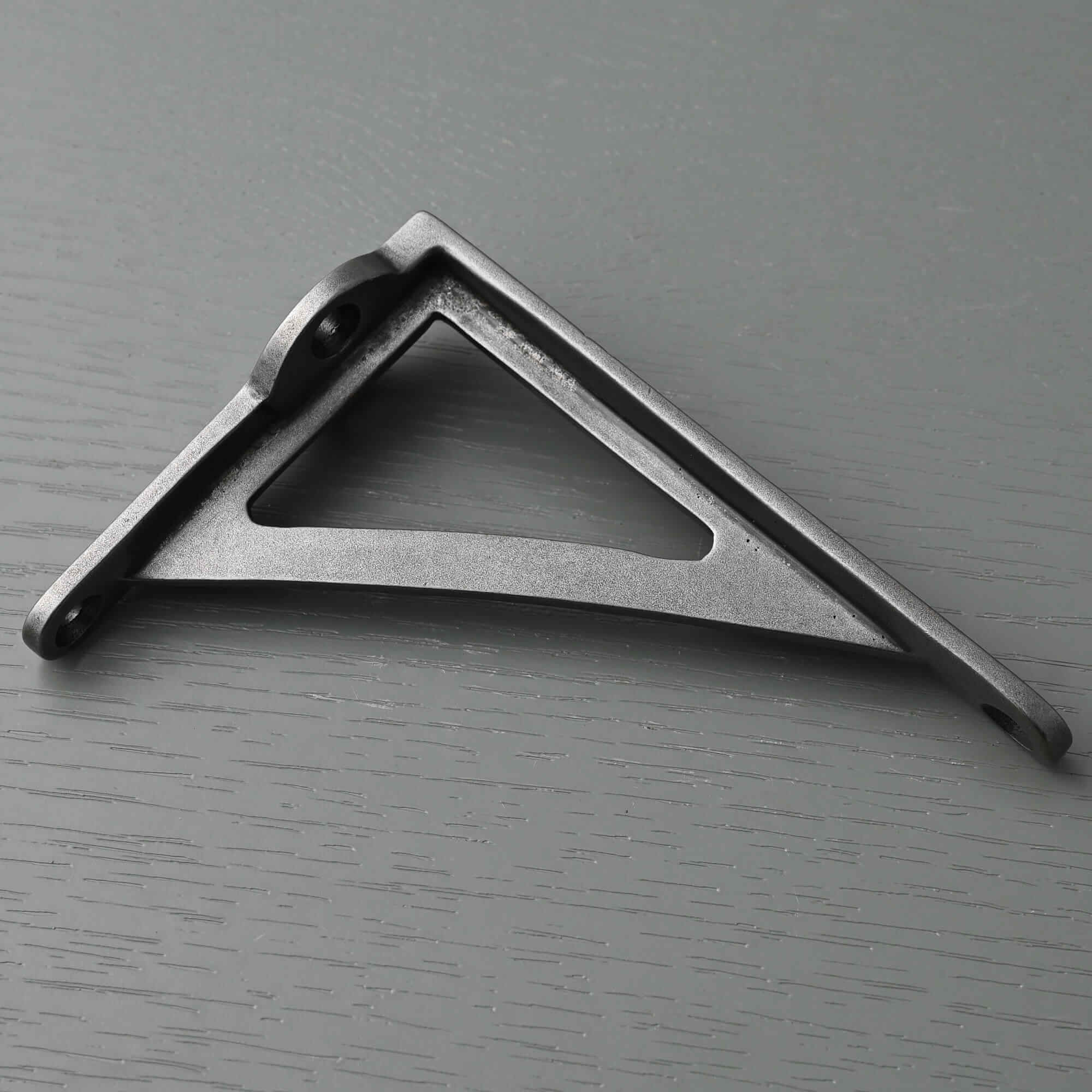 Ironbridge Iron Shelf Brackets | 4.5/6/7/8/10" - Brass Shelf Brackets - Yester Home - Yester Home