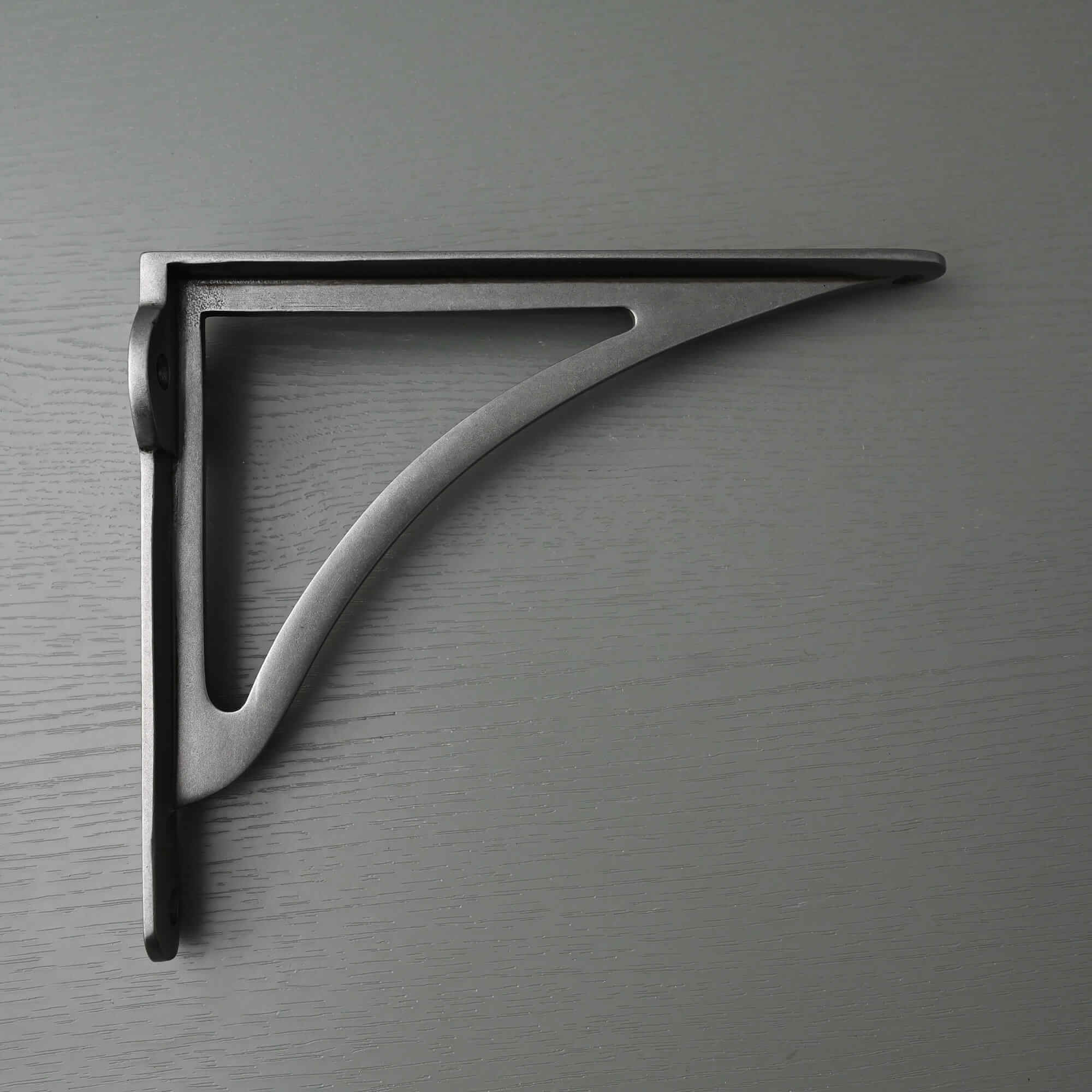 Ironbridge Iron Shelf Brackets | 4.5/6/7/8/10" - Brass Shelf Brackets - Yester Home - Yester Home