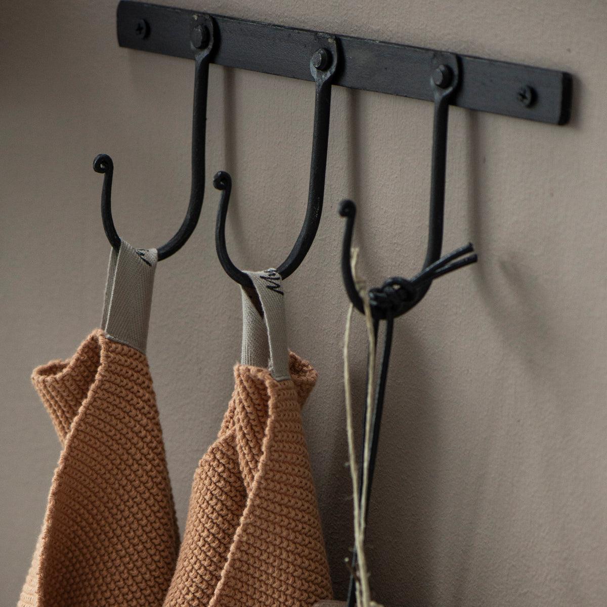 Black Iron Rack With 3 Hooks-Hooks-Yester Home