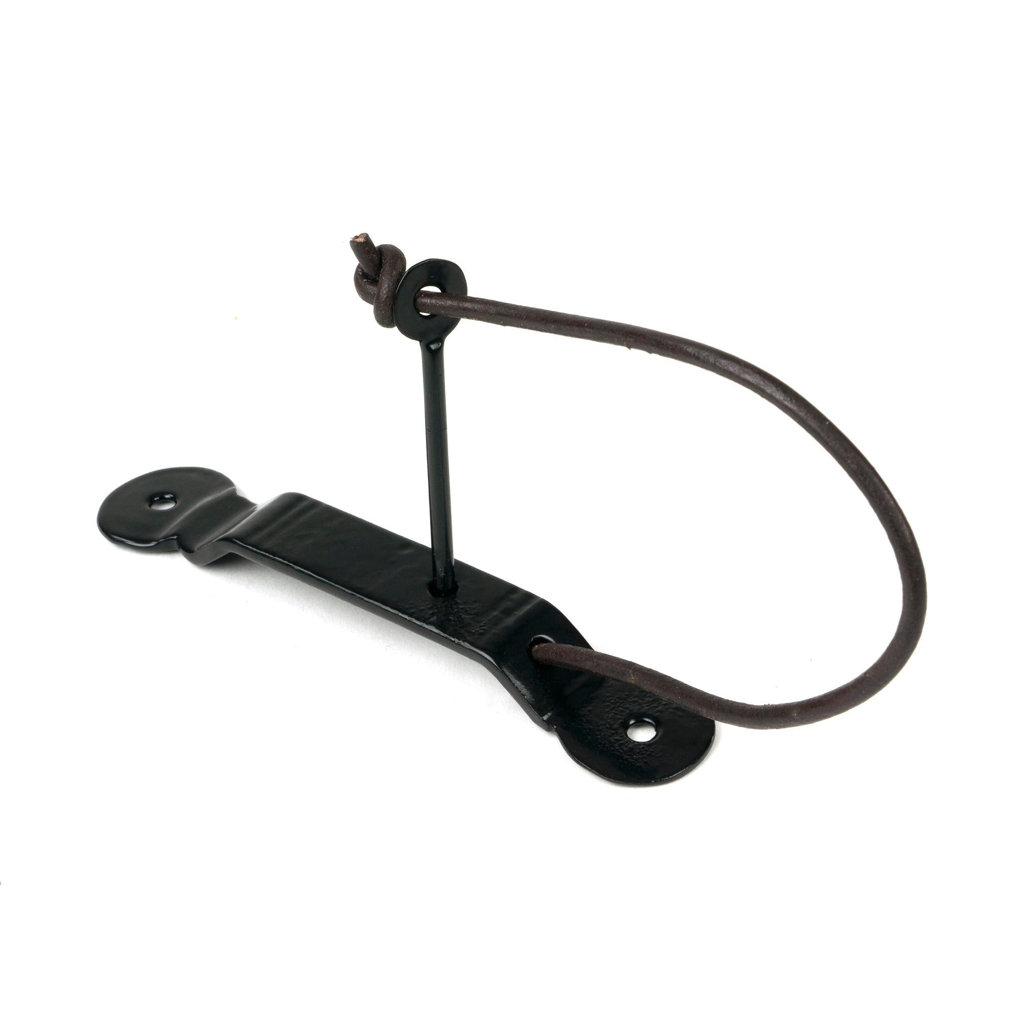 Black Locking Penny End Screw on Staple | From The Anvil - Staple Pins & Plates - From The Anvil - Yester Home
