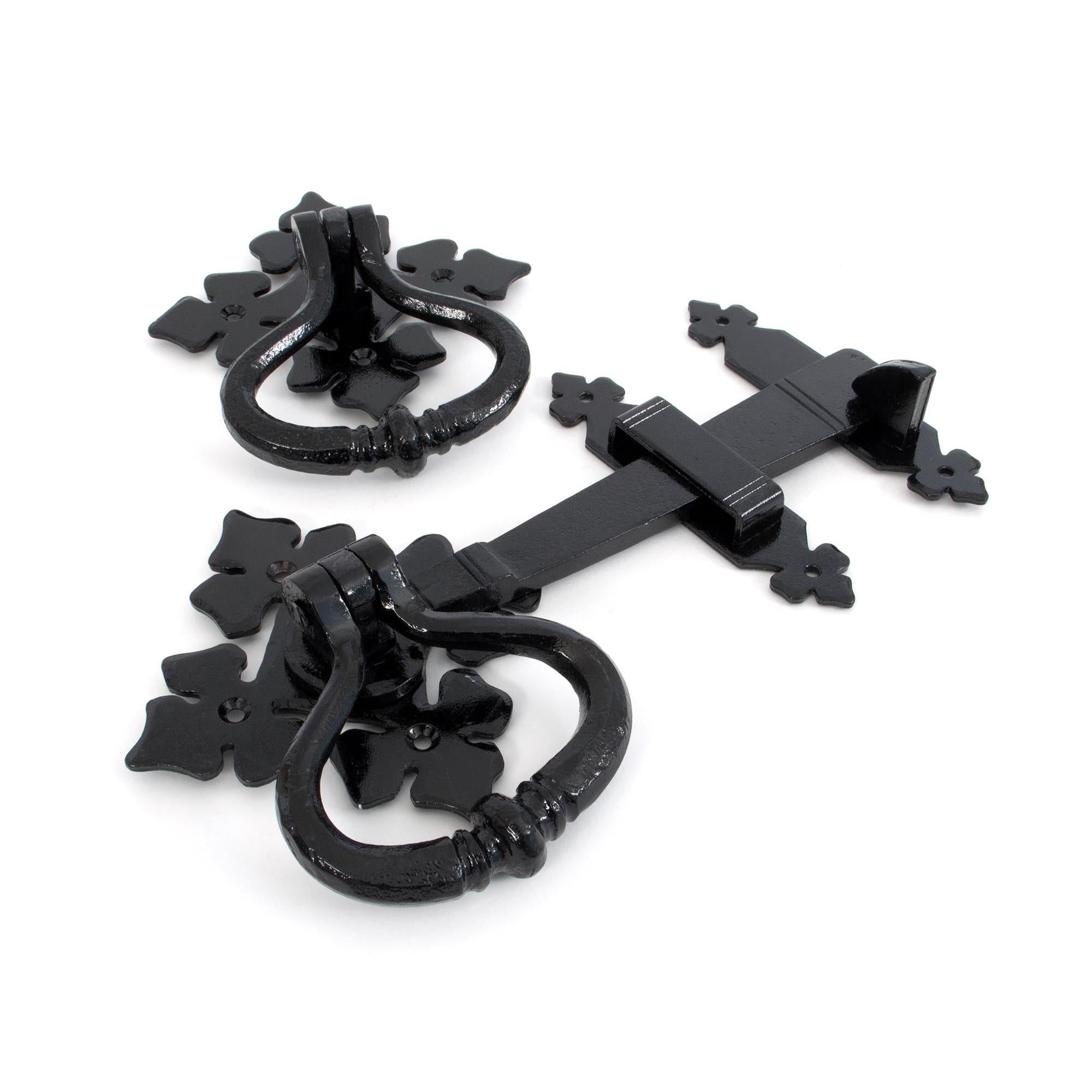 Black Shakespeare Latch Set | From The Anvil - Latches - From The Anvil - Yester Home