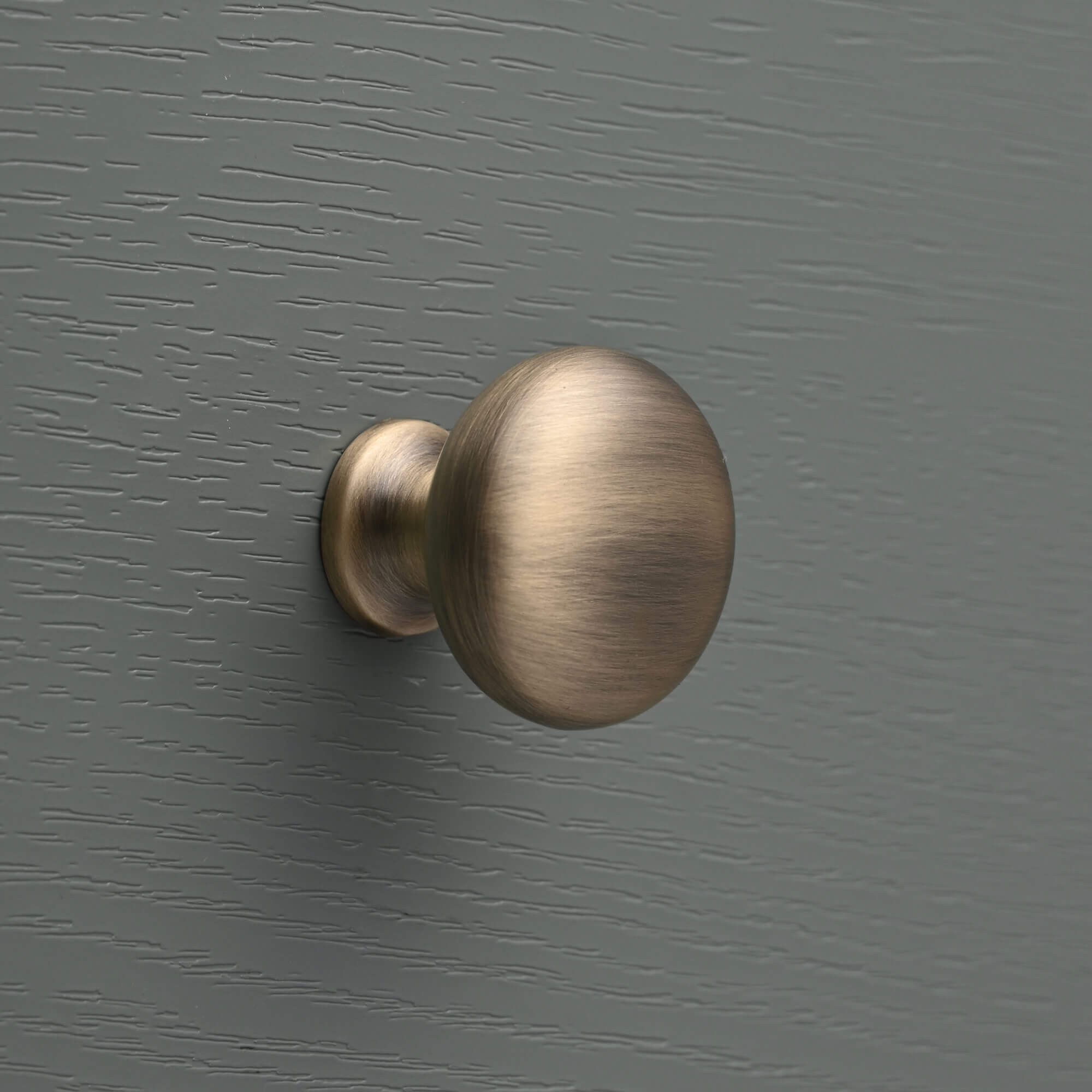 Classic Aged Brushed Brass Cupboard Handles-Cabinet Knobs-Yester Home