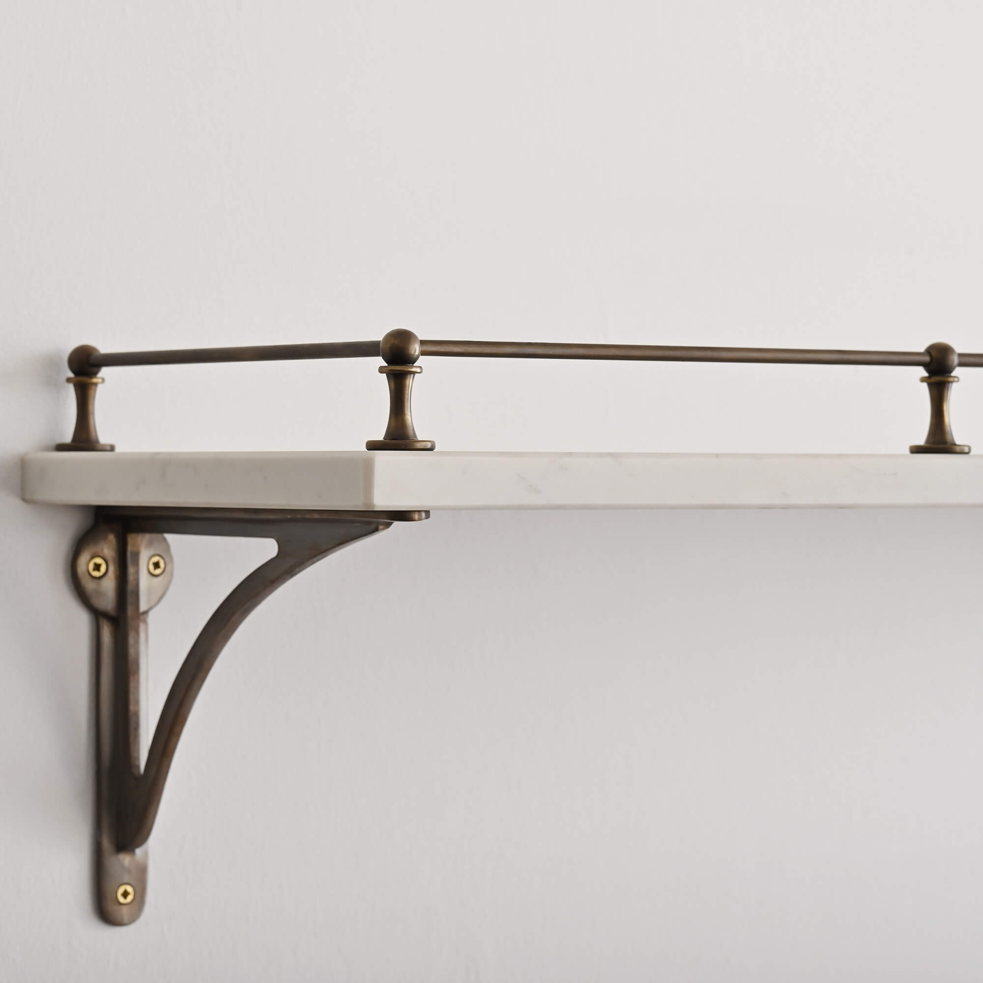 Classic Gallery Shelf Rail | Aged Brass | Yester Home