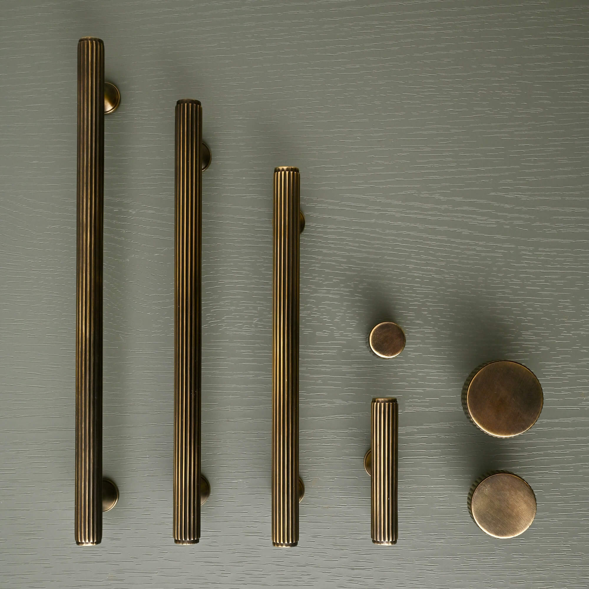 Claverley Cupboard Handles | Aged Brass - Cabinet Handles - Yester Home - Yester Home