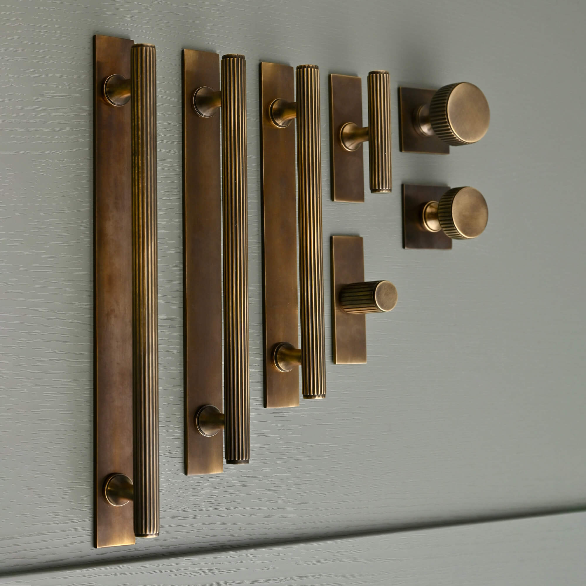 Claverley Cupboard Handles | Aged Brass - Cabinet Handles - Yester Home - Yester Home