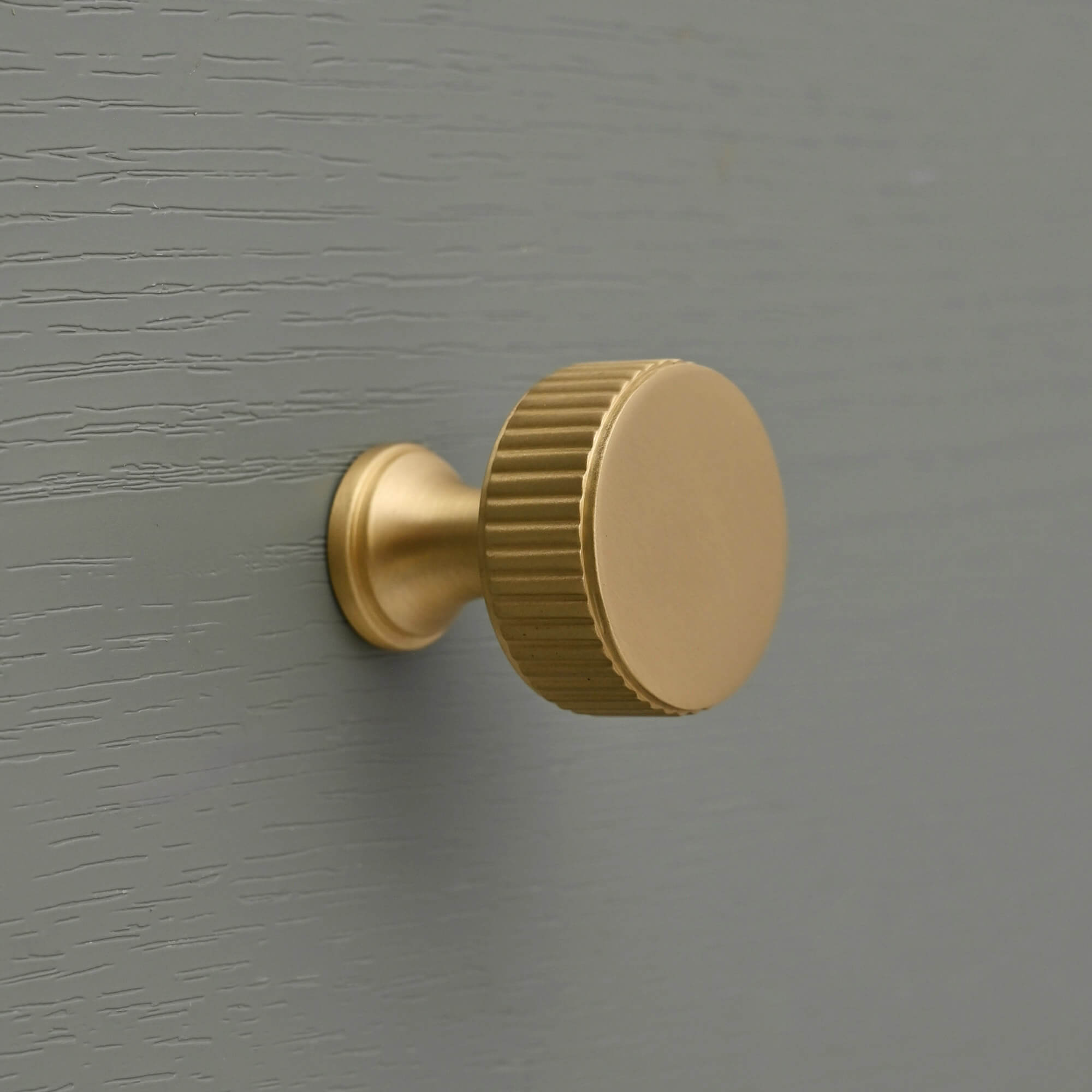 Claverley Cupboard Handles | Brushed Satin Brass Lacquered - Cabinet Handles - Yester Home - Yester Home