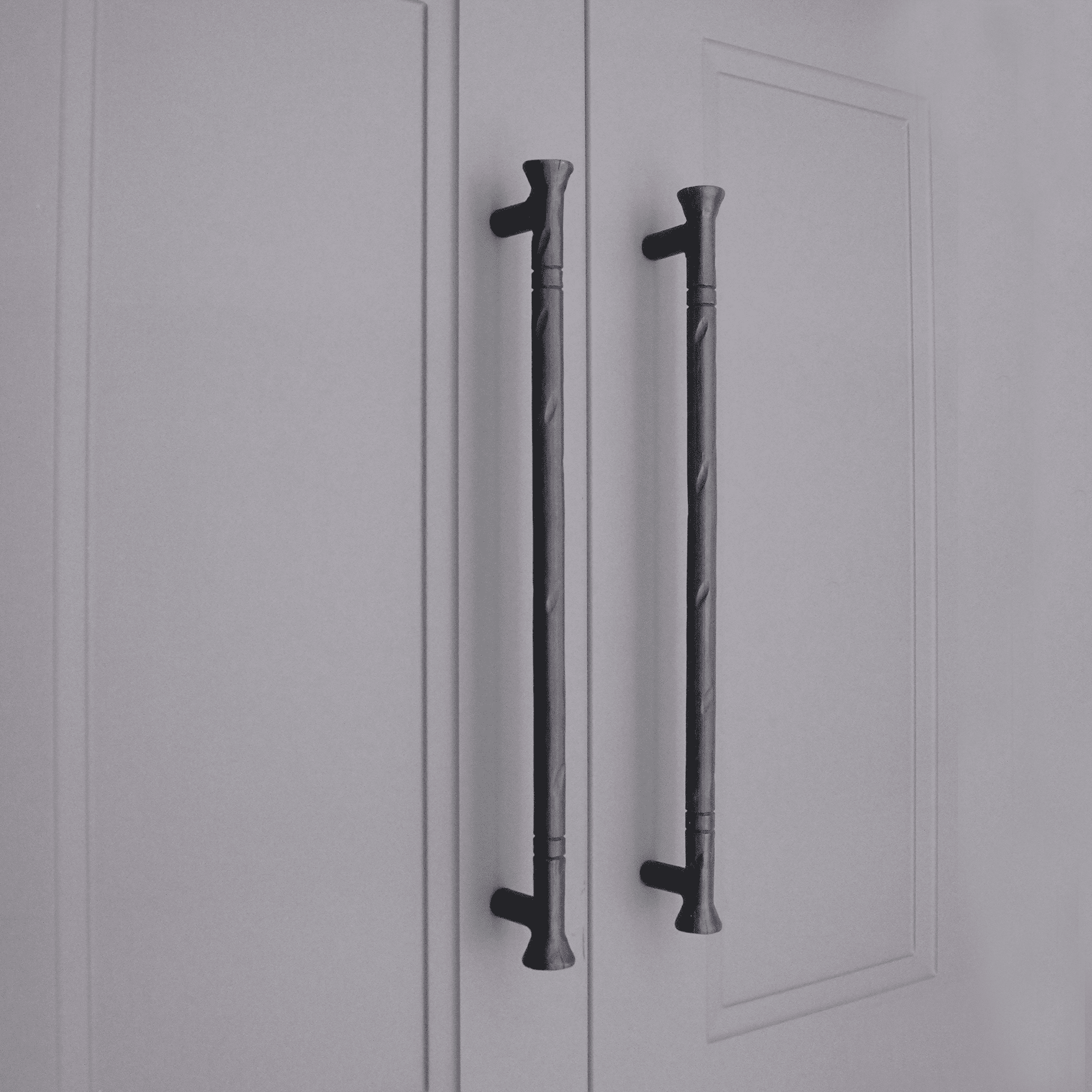 Dona Pull Handle Large Matt Black-Cabinet Handles-Yester Home