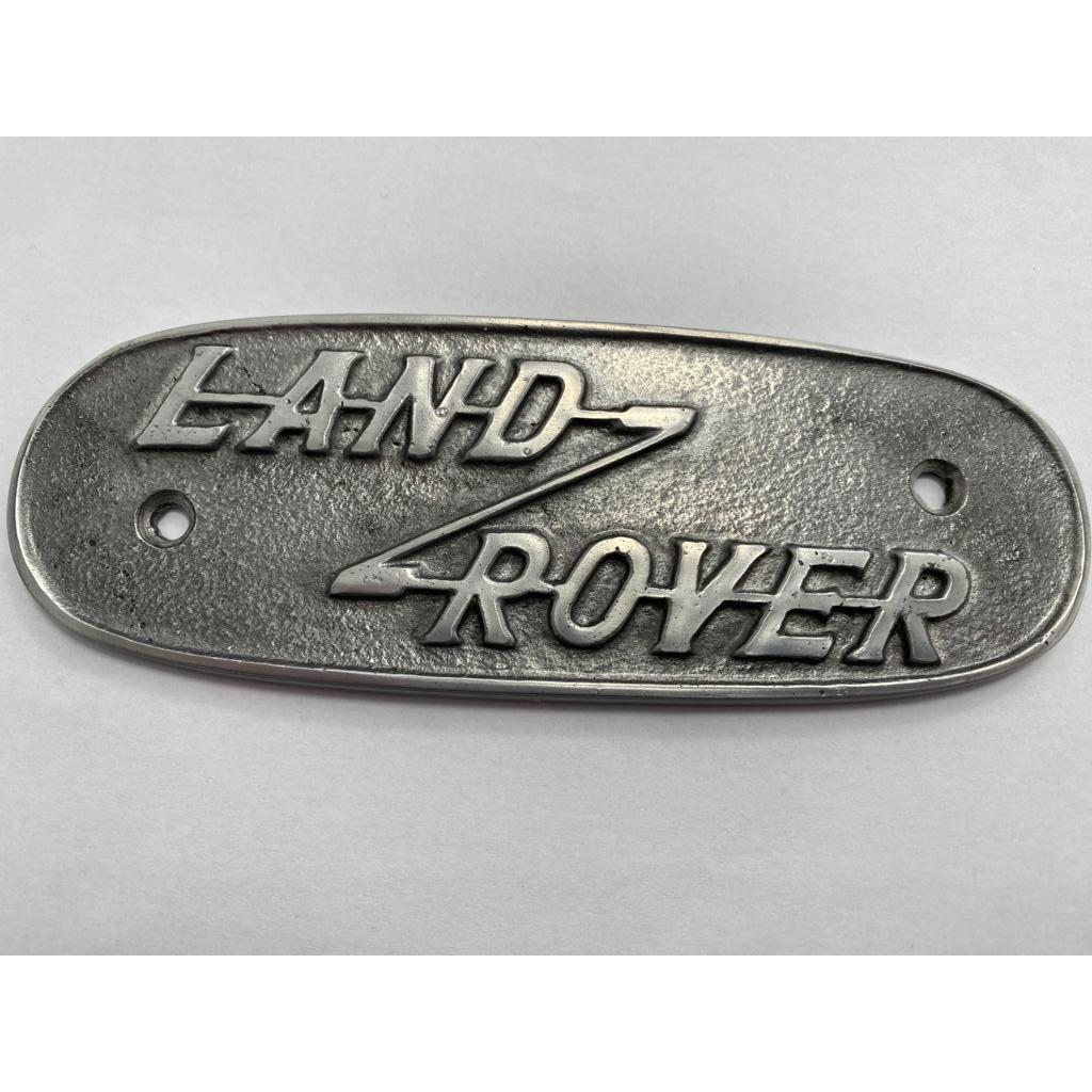 Land Rover Plain Badge-Yester Home