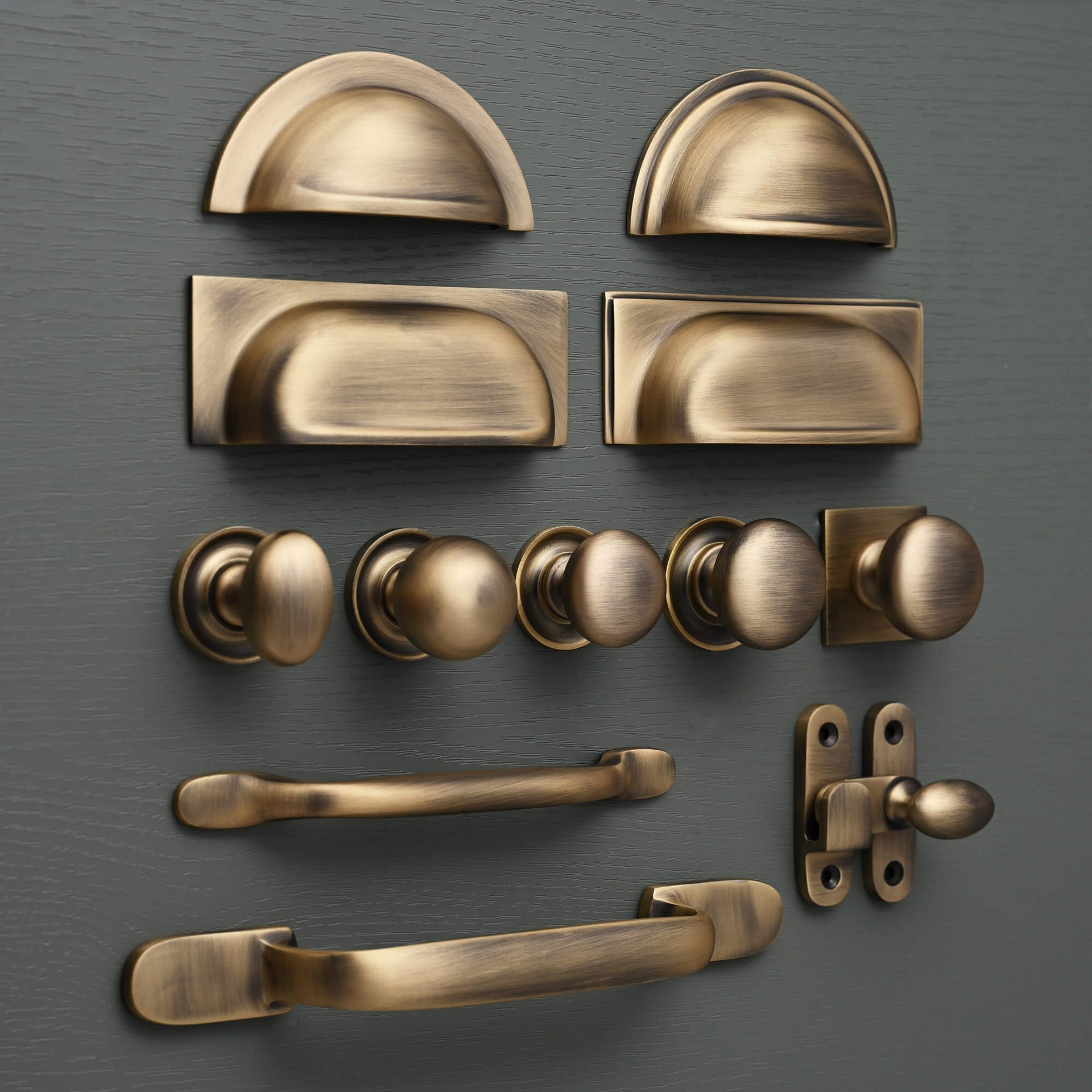 Brass Gallery Rails | Quality Kitchen Gallery Shelf Rails – Yester Home
