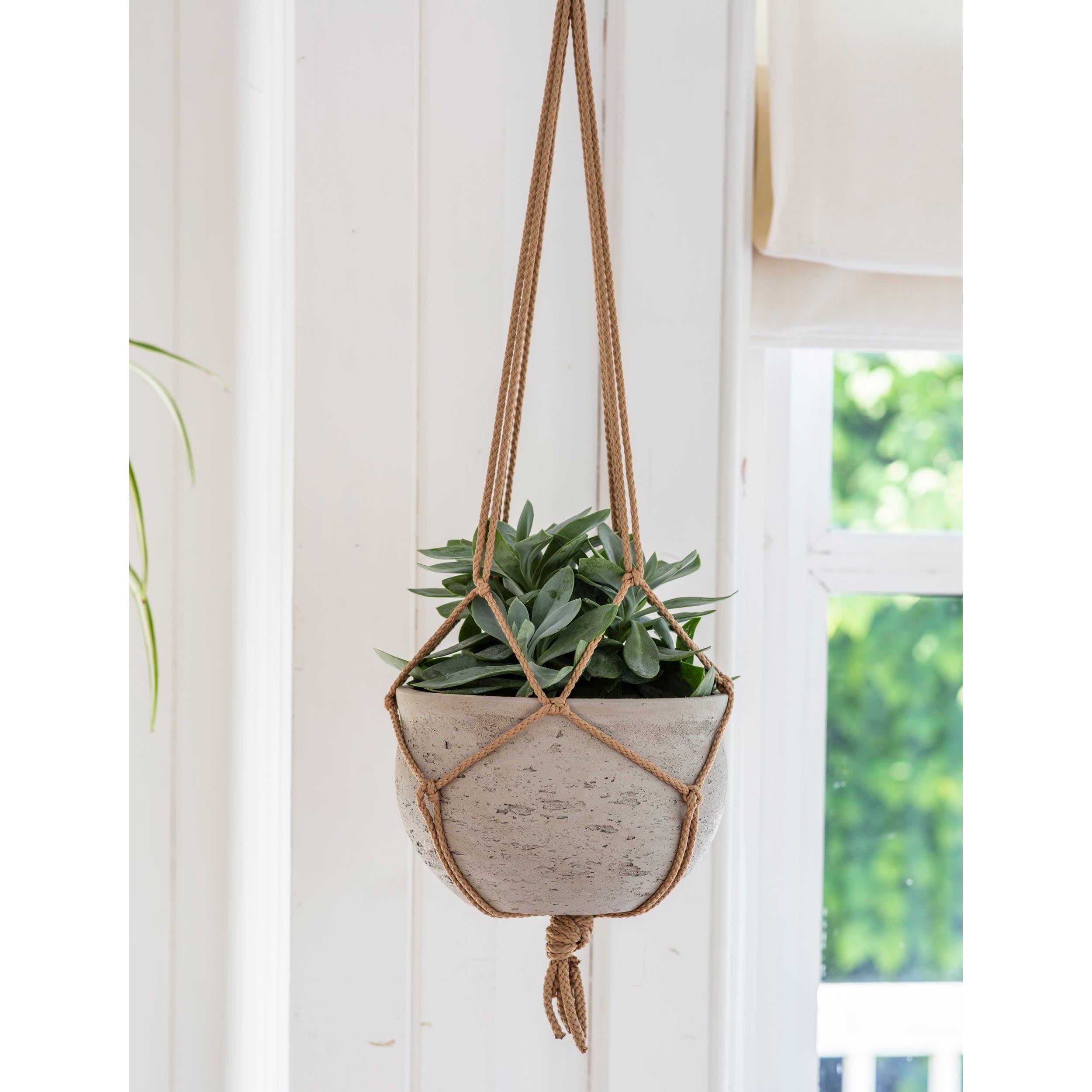 Stratton Hanging Pot Holder Stone Large - Pots & Planters - Garden Trading - Yester Home