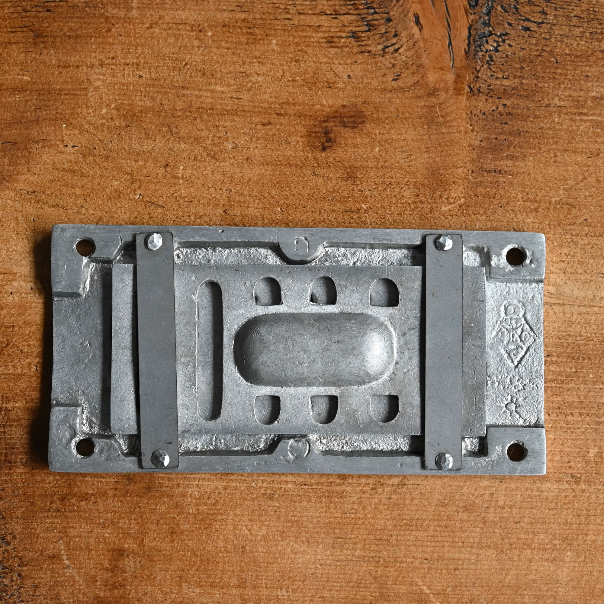 W. Tonks Hit & Miss Air Vent · 6 x 3 Inch ·-Air Vents-Yester Home