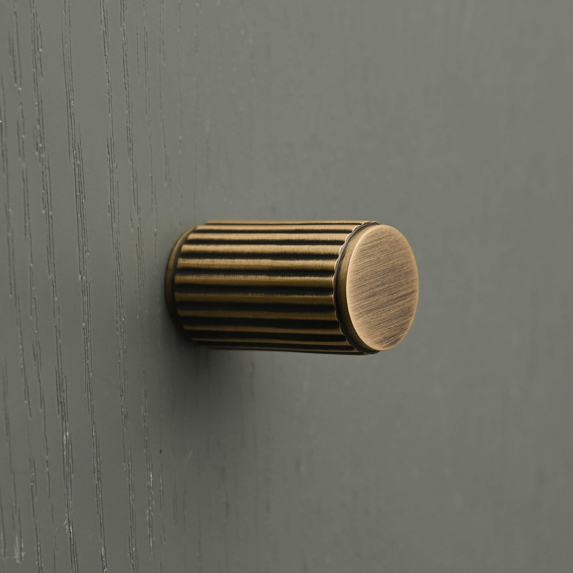 Claverley Cupboard Handles | Aged Brushed Brass - Cabinet Handles - Yester Home - Yester Home