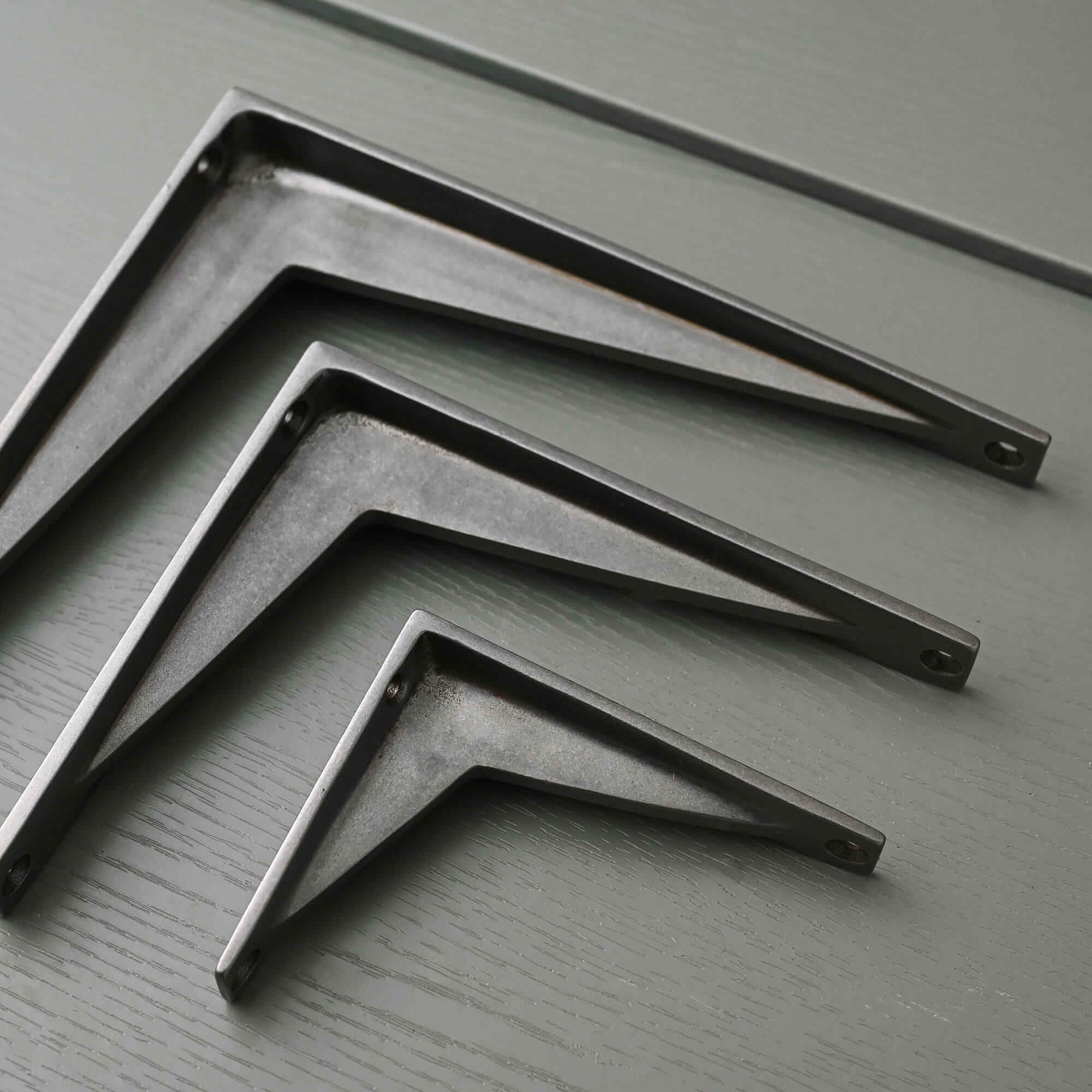 Heritage Shelf Bracket | Iron - Shelf Brackets - Yester Home - Yester Home