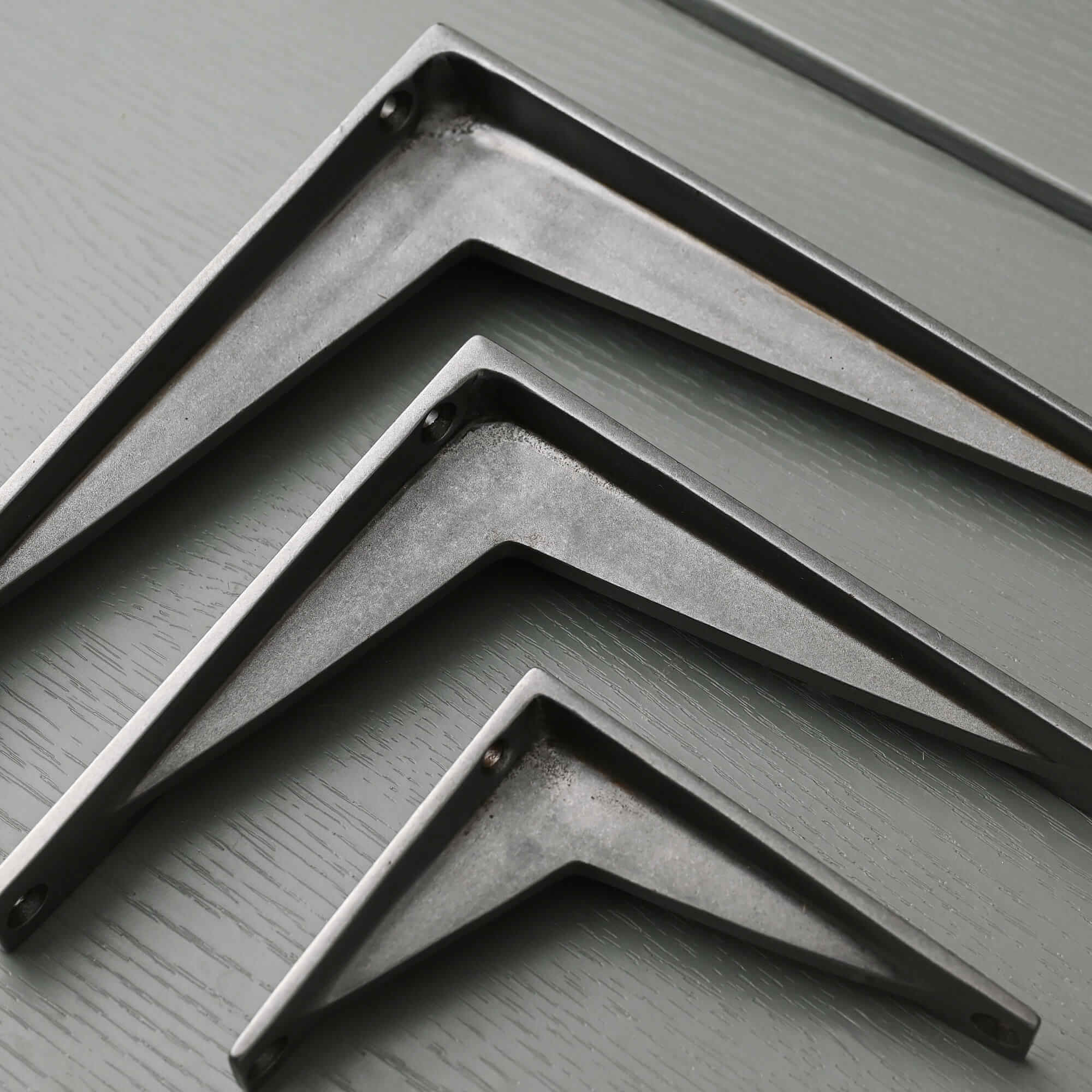 Heritage Shelf Bracket | Iron - Shelf Brackets - Yester Home - Yester Home